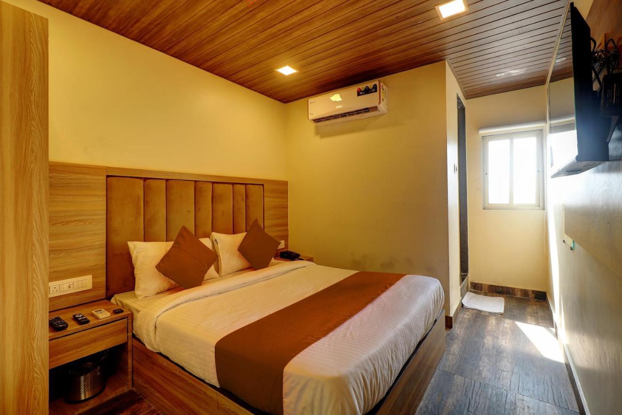 Hotel Priceless Mumbai Exterior photo